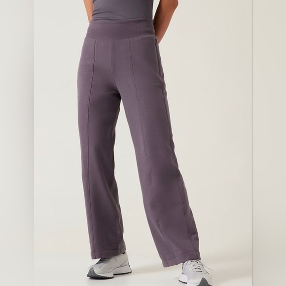 Athleta Retroplush Straight Leg Pant Purple sz S - Picture 1 of 9
